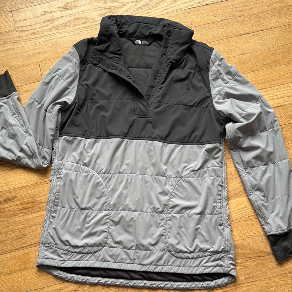 Women’s North Face Gray and Black Pullover Jacket